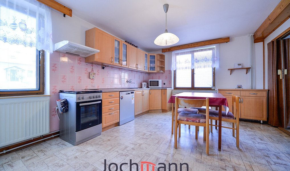 Prodej domu 271 m² s pozemkem 1 178 m², Rudolfov – náhled fotky 8