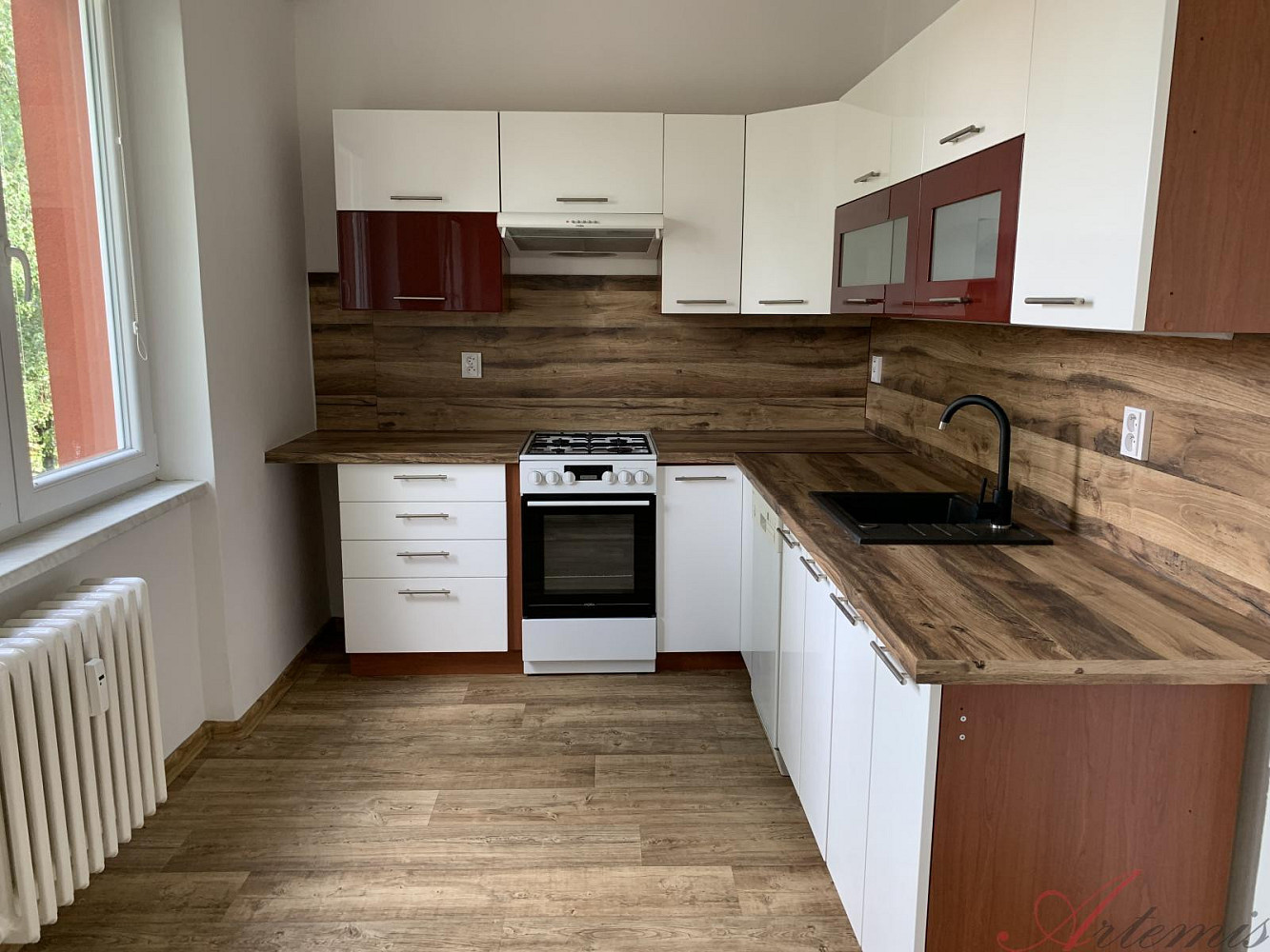 Pronájem bytu 2+kk 55 m² – fotografie 4