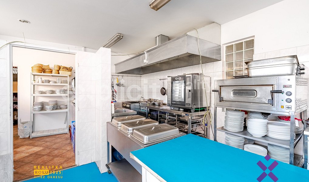 Prodej restaurace 1 000 m², Bojkovice – náhled fotky 15