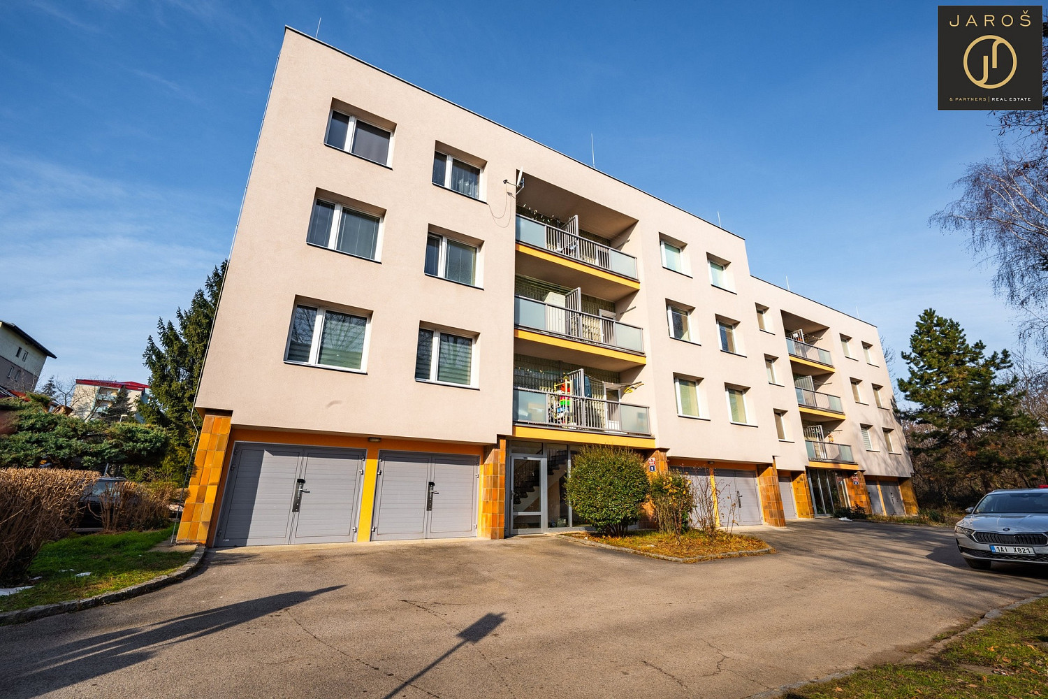 Prodej bytu 3+1 74 m² — photo 2