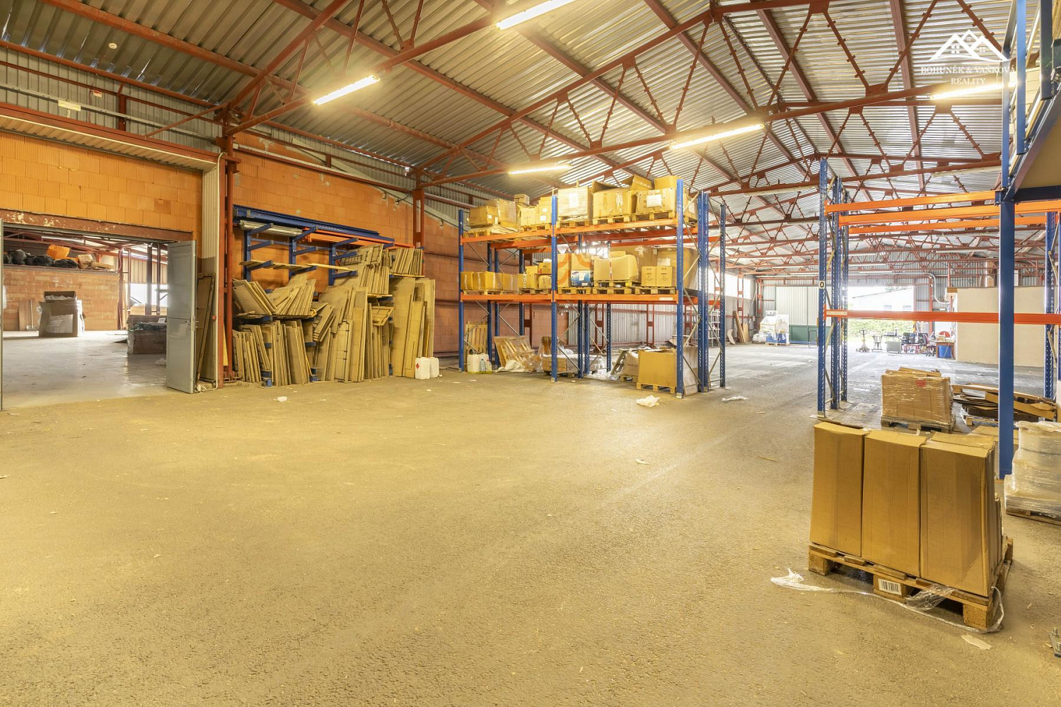 Prodej výrobních prostor 1 694 m² – fotografie 5