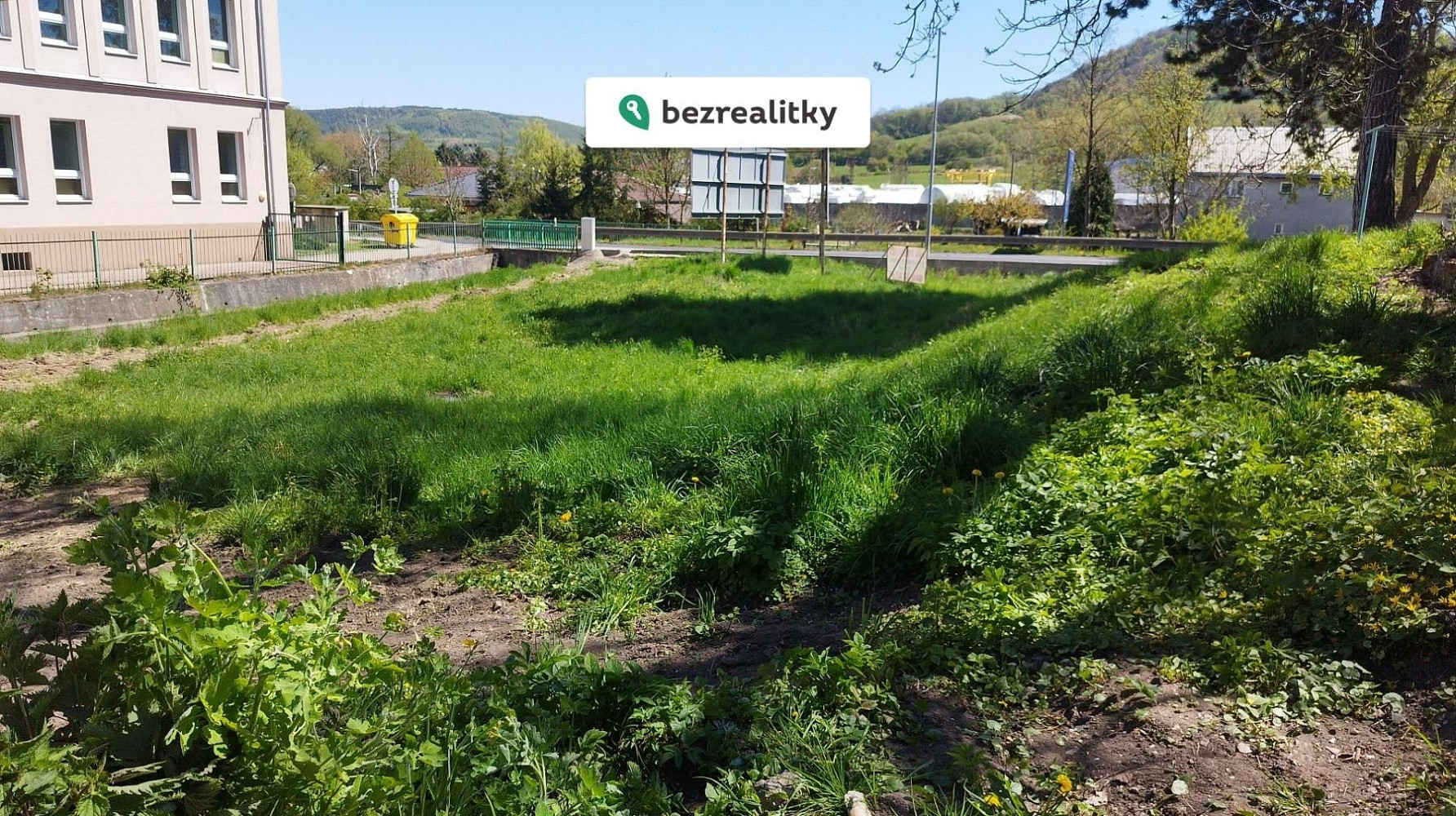Prodej stavebního pozemku 877 m² — photo 3