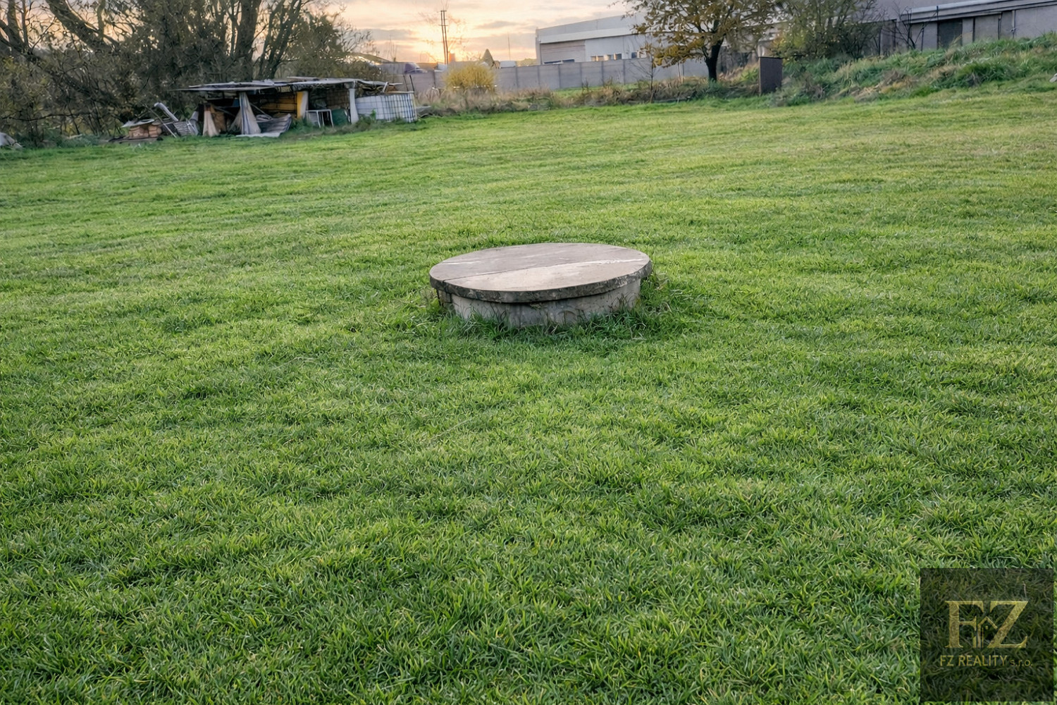 Prodej stavebního pozemku 2 782 m² – fotografie 4