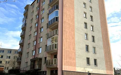 Prodej bytu 3+1 72 m², Kpt. Jaroše, Třebíč - Nové Dvory