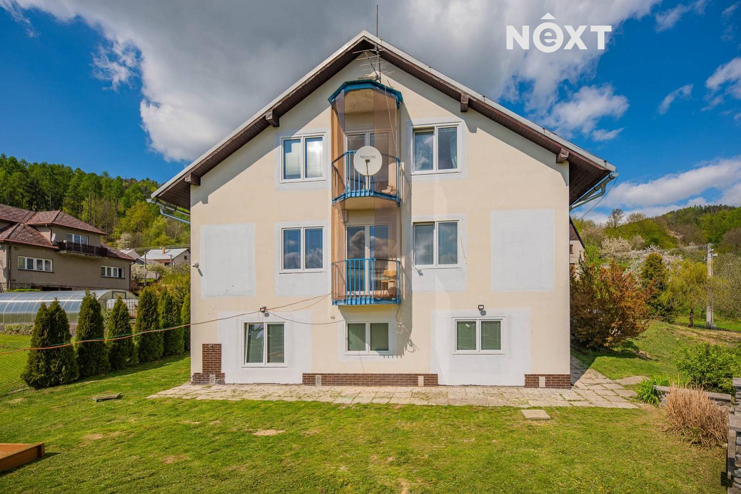 Prodej domu 500 m² s pozemkem 1 079 m²