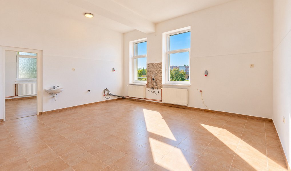 Pronájem komerčního objektu (jiného typu) 126 m², Ostrava – náhled fotky 10
