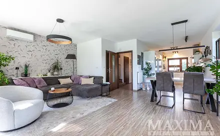 Prodej domu 168 m² s pozemkem 470 m², Zárybnická, Praha 9 - Horní Počernice