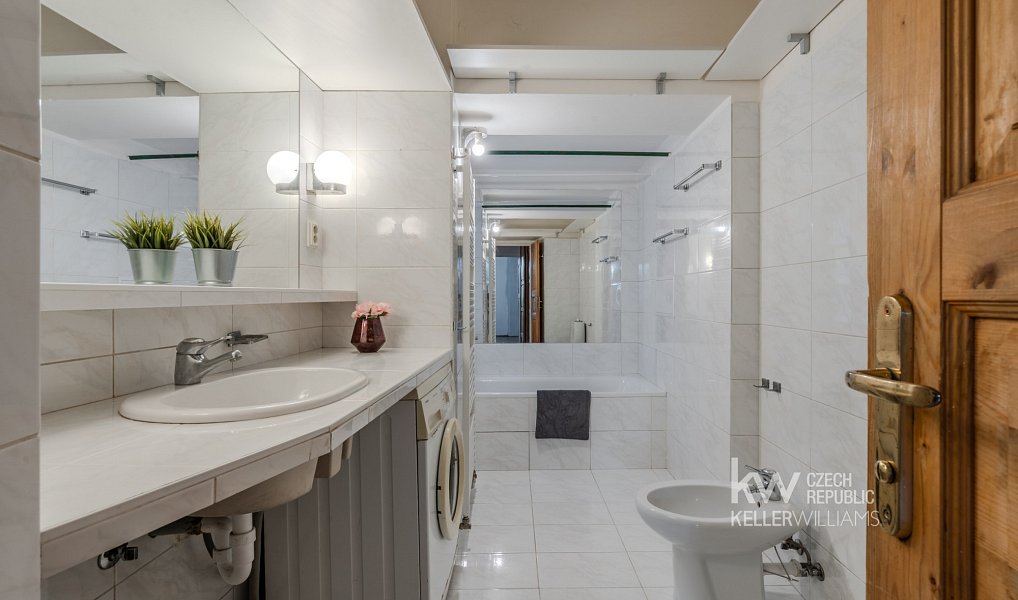 Prodej bytu 3+1 79 m², Praha – náhled fotky 7