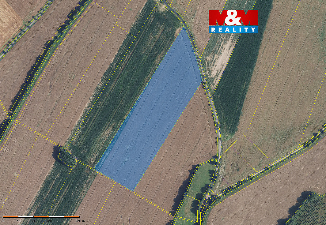 Prodej pole 72 416 m²
