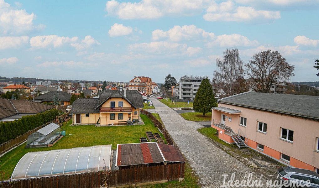 Pronájem bytu 2+kk 39 m², Dobřany – náhled fotky 14