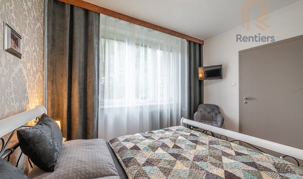 Prodej bytu 4+1 80 m², Mariánské Lázně – náhled fotky 9