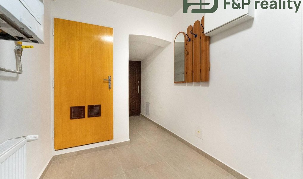 Pronájem domu 102 m² s pozemkem 251 m², Praha – náhled fotky 16