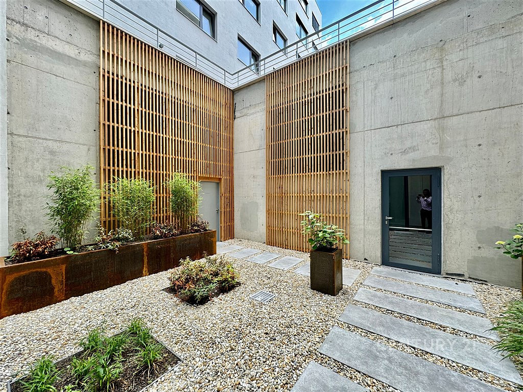 Pronájem bytu 3+kk 72 m² — photo 3