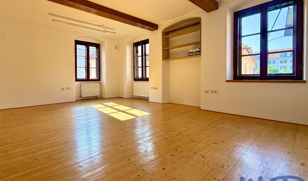 Prodej domu 251 m² s pozemkem 77 m², Třebíč – náhled fotky 9