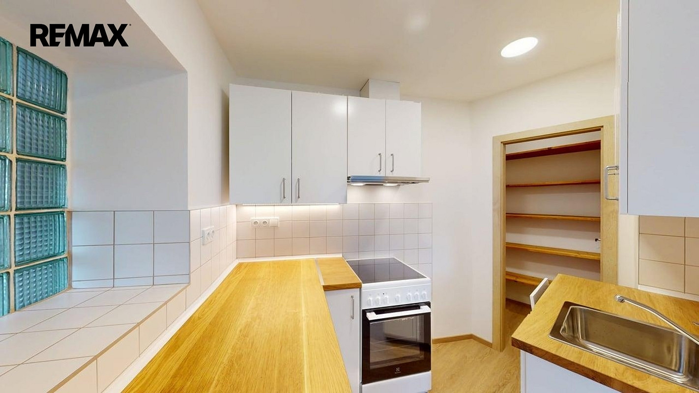 Pronájem bytu 2+kk 50 m²