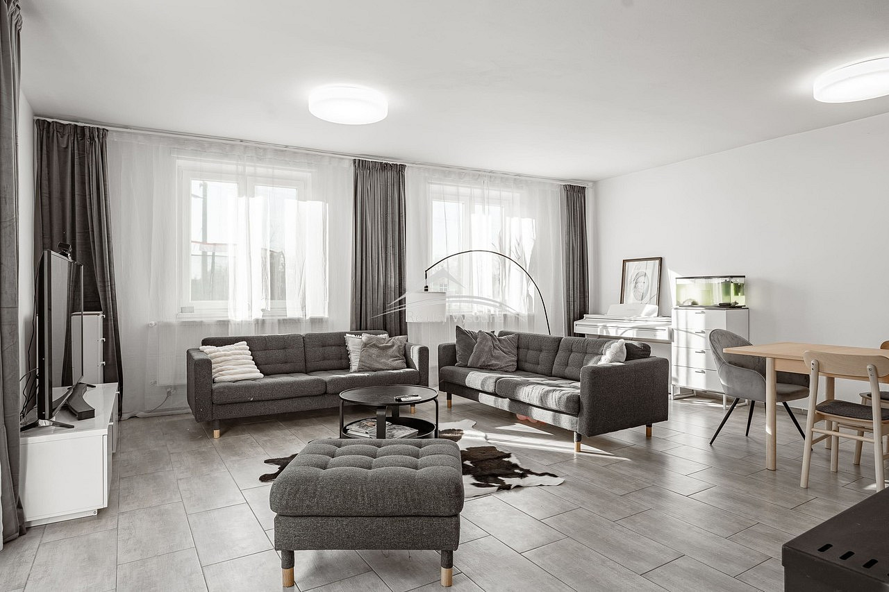 Prodej komerčního objektu (jiného typu) 480 m² – fotografie 5