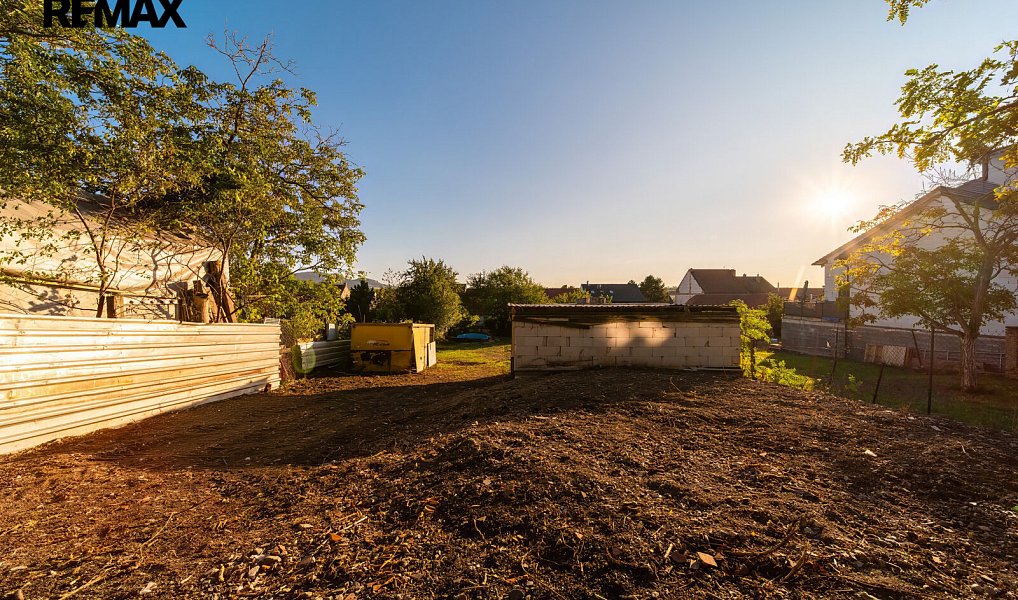 Prodej stavebního pozemku 553 m², Popice – náhled fotky 6