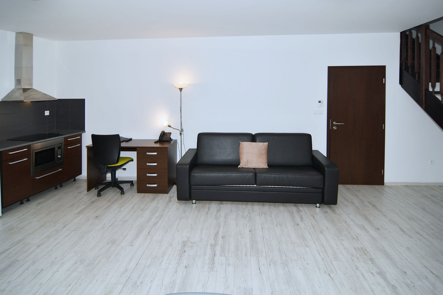 Pronájem bytu 3+kk 162 m² – fotografie 4