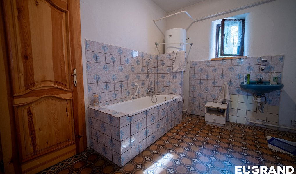 Prodej domu 350 m² s pozemkem 1 184 m², Nový Bor – náhled fotky 12