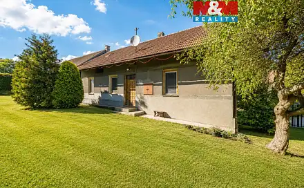 Prodej domu 140 m² s pozemkem 661 m², Chroustov, okres Nymburk