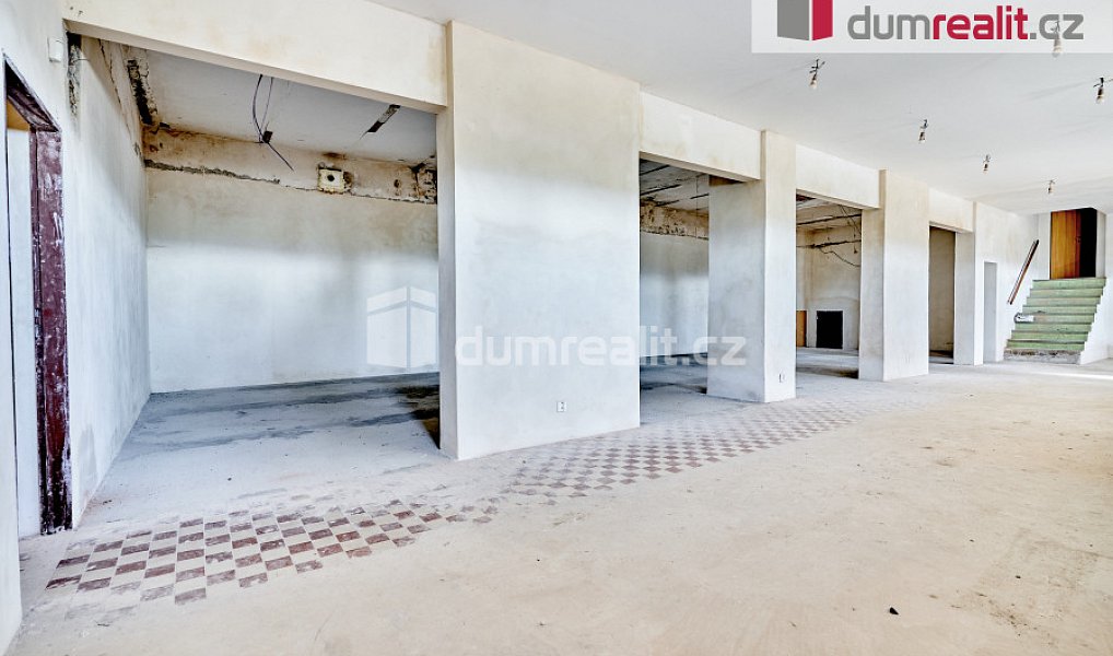 Prodej výrobních prostor 2 500 m², Štědrá – náhled fotky 15