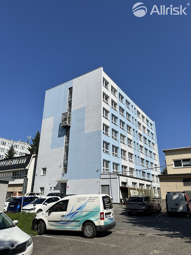 Pronájem kanceláře 45 m² — photo 2