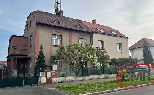 Prodej domu 190 m² s pozemkem 621 m², Rožmberská, Praha 9 - Kyje