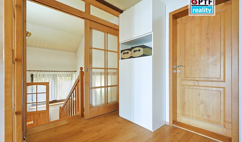 Prodej domu 353 m² s pozemkem 743 m², Plzeň – náhled fotky 52