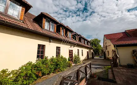 Prodej ubytovacího objektu 480 m², Masarykovo náměstí, Starý Plzenec, okres Plzeň-město