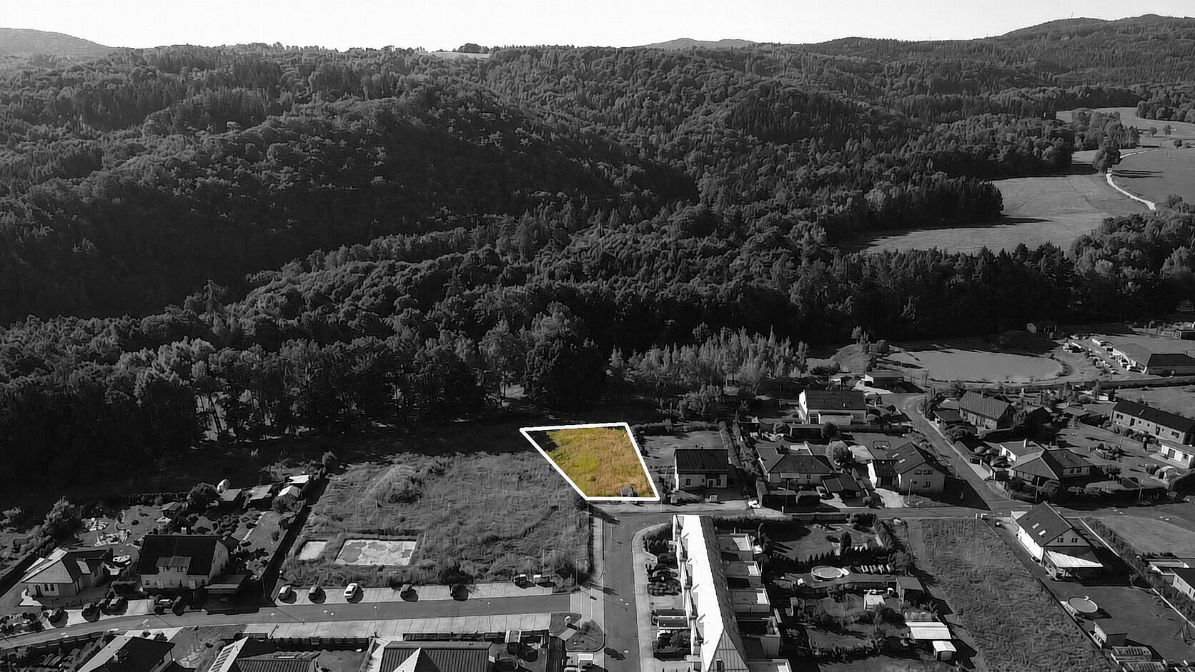 Prodej stavebního pozemku 1 080 m² – fotografie 2
