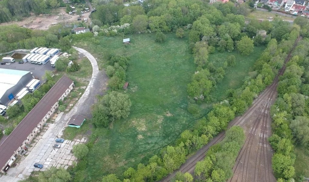 Prodej výrobních prostor 1 000 m², Dubí – náhled fotky 12