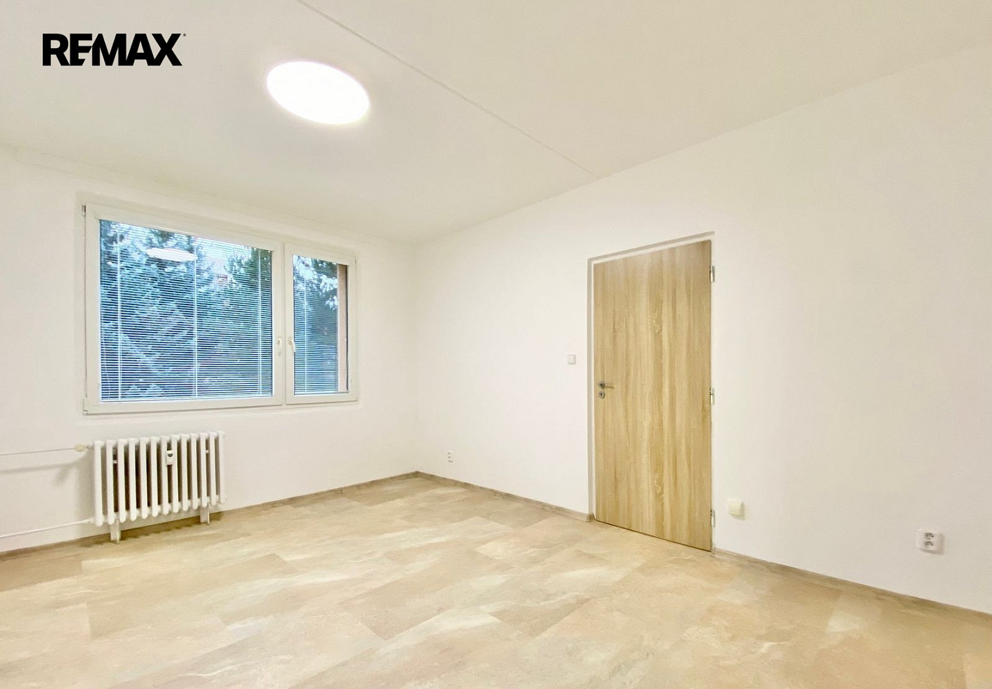 Pronájem bytu 1+1 33 m² – fotografie 4