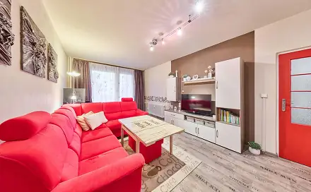 Prodej bytu 3+1 80 m², třída Edvarda Beneše, Hradec Králové - Nový Hradec Králové