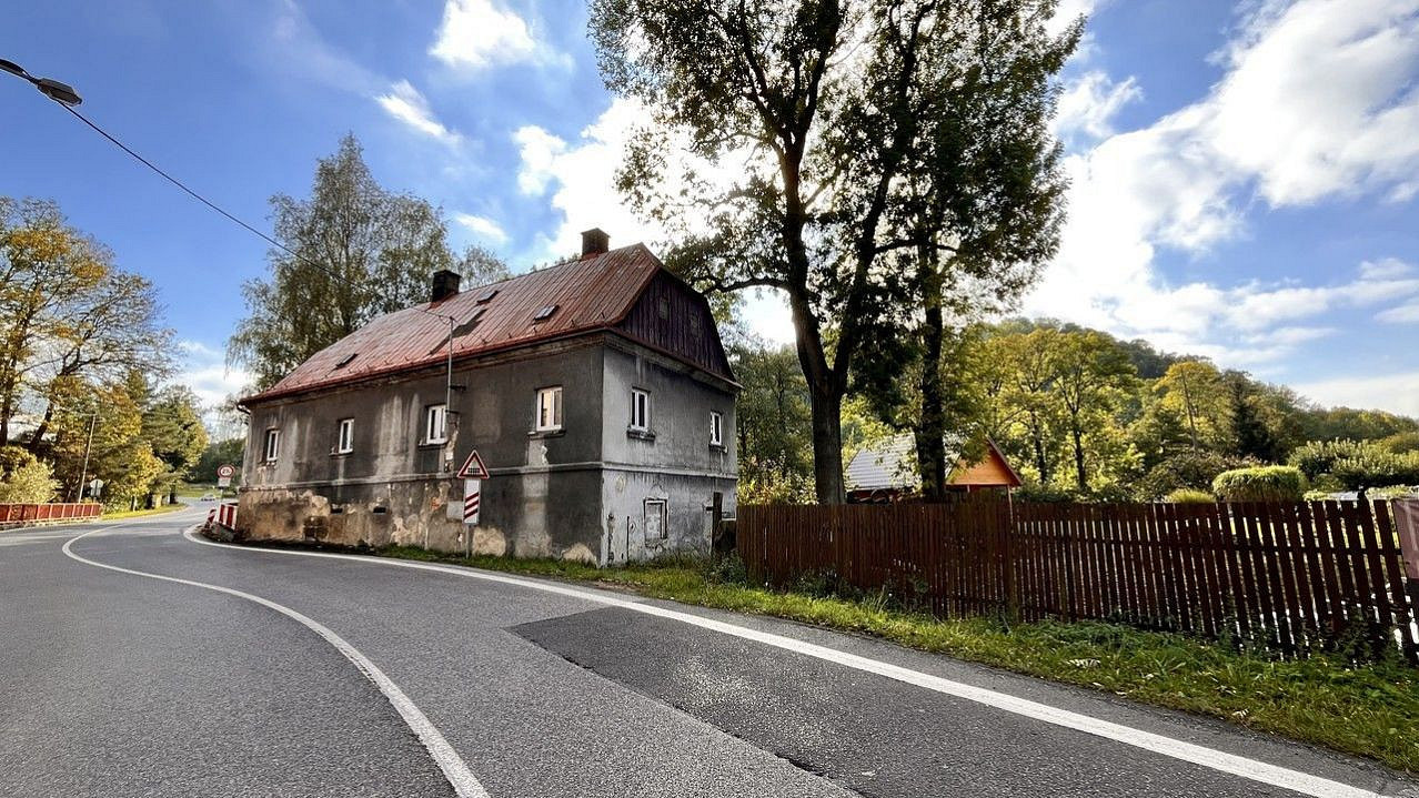 Prodej domu 200 m² s pozemkem 326 m² – pohled 3