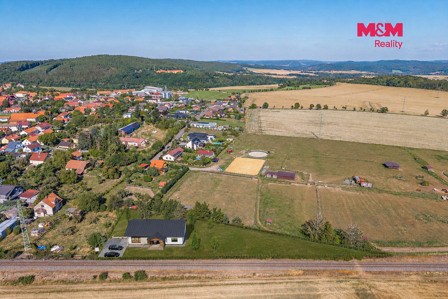 Prodej stavebního pozemku 2 484 m² – fotografie 4