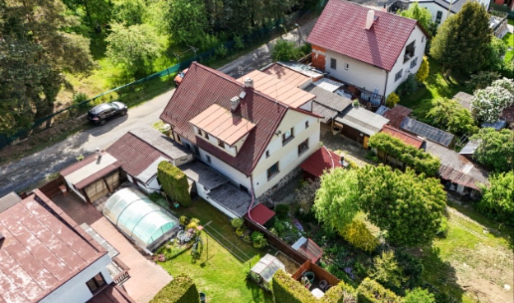 Prodej domu 182 m² s pozemkem 957 m², Kamenice – náhled fotky 20