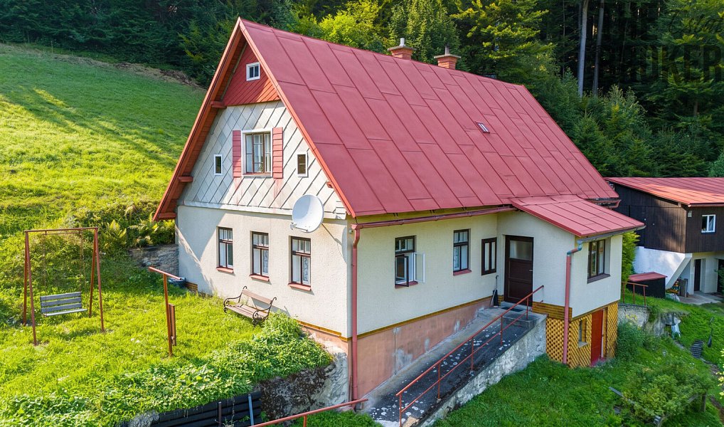 Prodej domu 207 m² s pozemkem 12 781 m², Jablonec nad Jizerou – náhled fotky 26