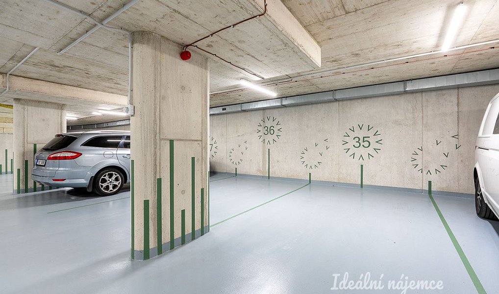 Pronájem bytu 2+kk 50 m², Praha – náhled fotky 16