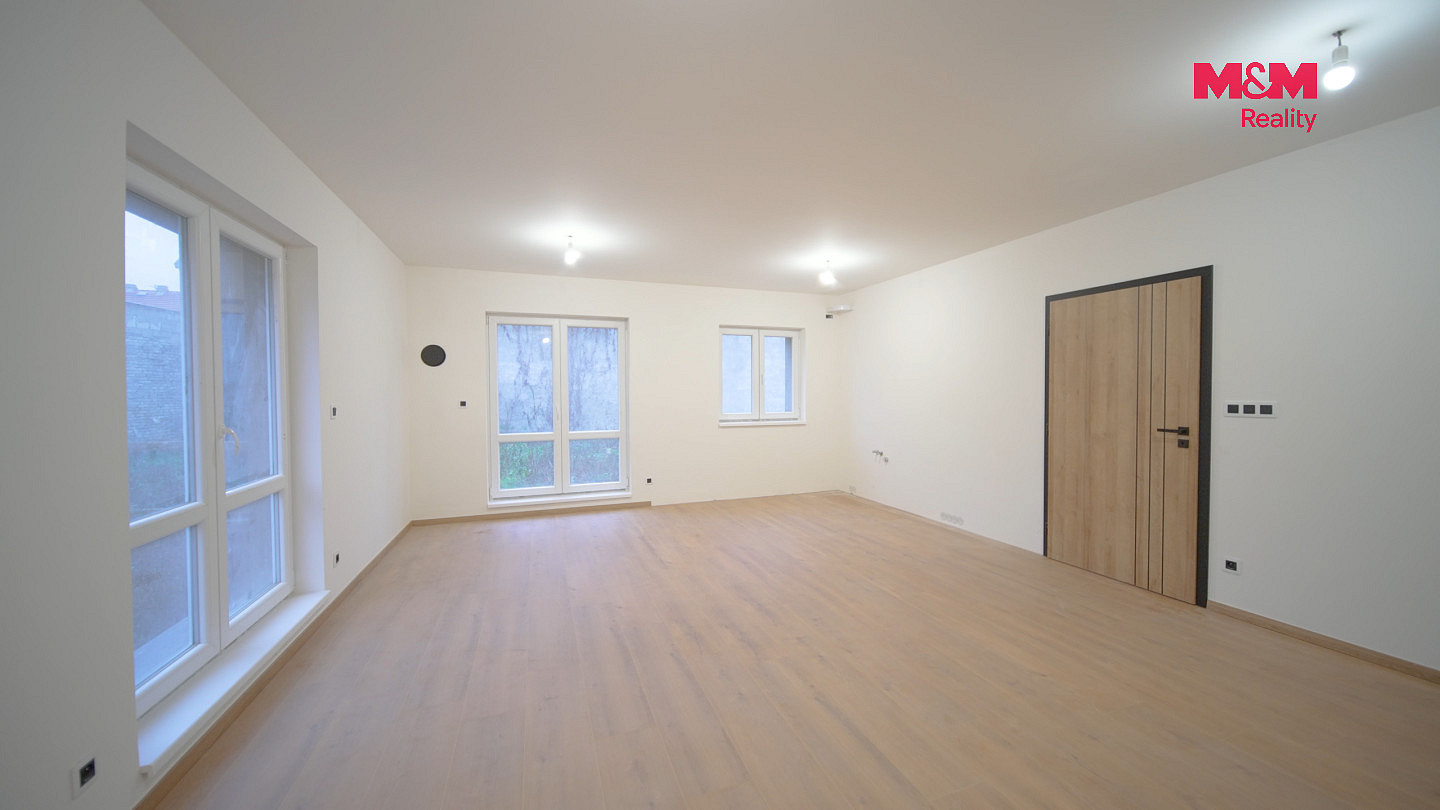 Prodej domu 97 m² s pozemkem 407 m² — photo 2