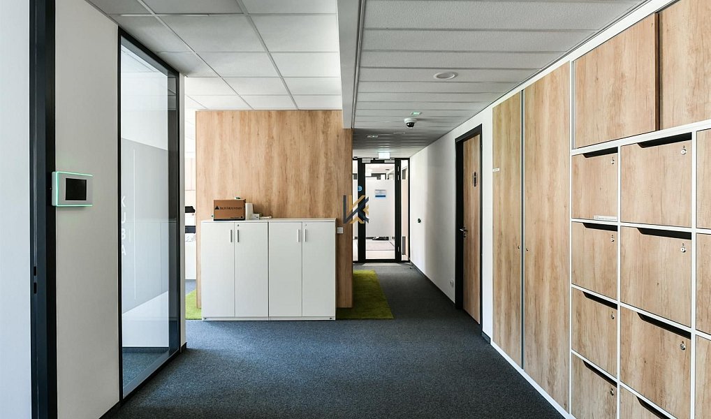 Pronájem kanceláře 439 m², Praha – náhled fotky 5
