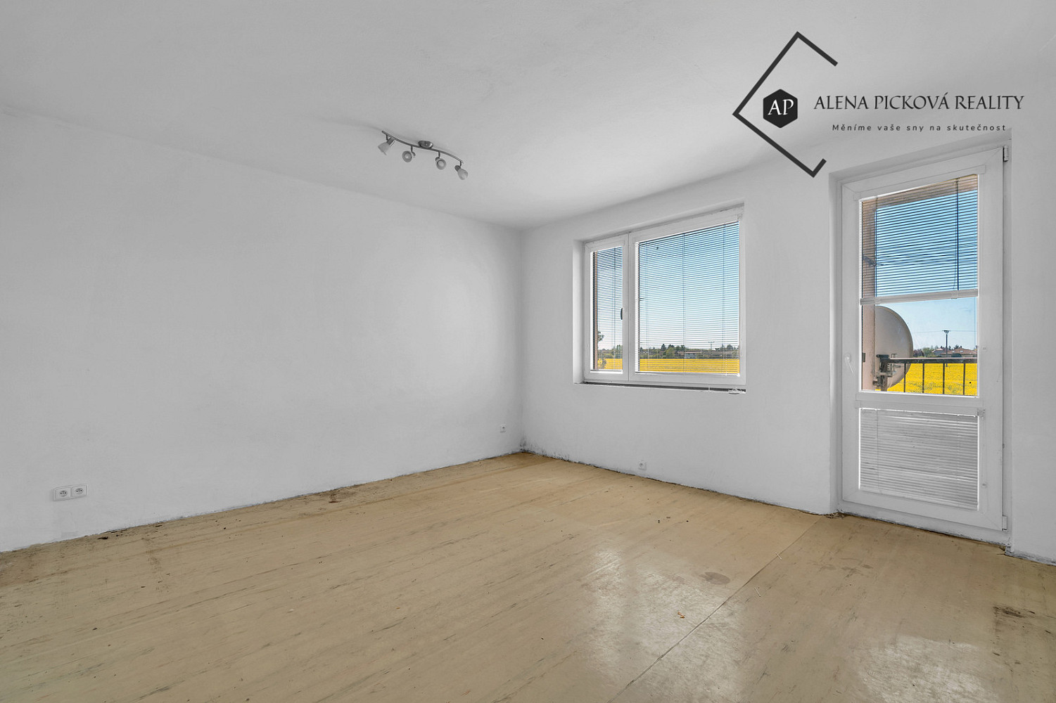 Prodej bytu 3+kk 75 m² — photo 2