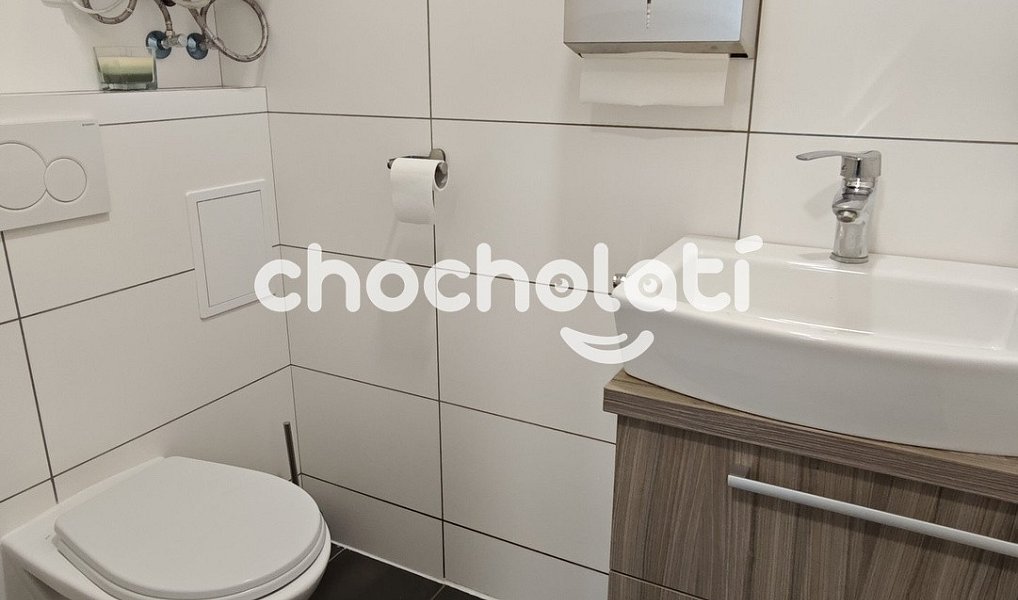 Prodej kanceláře 157 m², Pardubice – náhled fotky 22