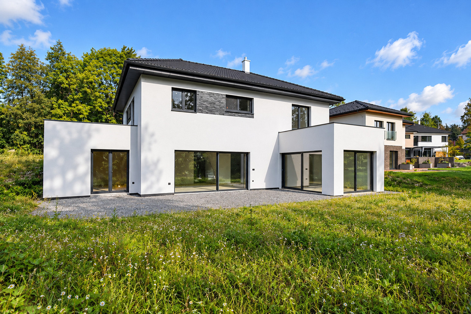 Prodej domu 293 m² s pozemkem 1 631 m²