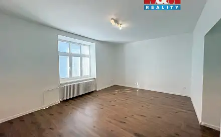 Pronájem bytu 2+1 78 m², Petrovická, Krnov - Pod Bezručovým vrchem, okres Bruntál