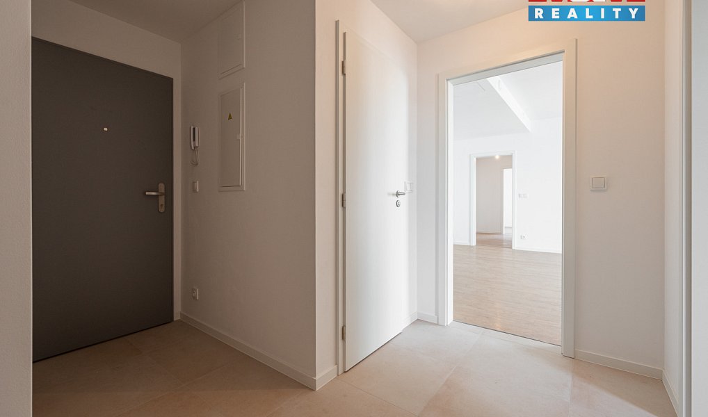 Prodej bytu 3+kk 83 m², Benešov – náhled fotky 22