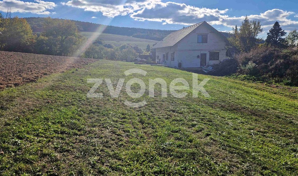 Prodej stavebního pozemku 2 007 m², Pitín – náhled fotky 5