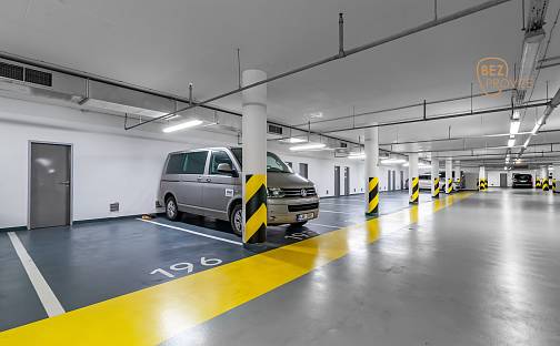 Garážové stání v rezidenci Korunní, Korunní, Praha 10 - Vinohrady