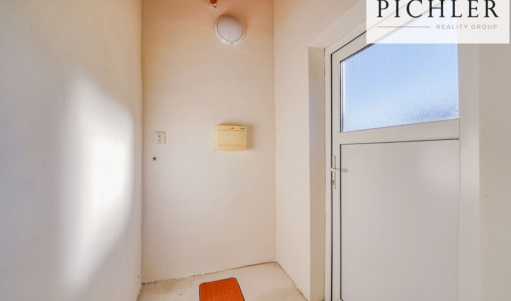Prodej chaty/chalupy 408 m² s pozemkem 383 m², Plzeň – náhled fotky 9
