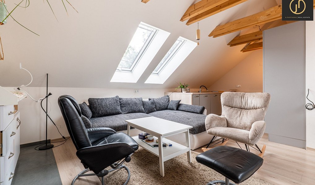 Prodej domu 203 m² s pozemkem 1 153 m², Hředle – náhled fotky 7