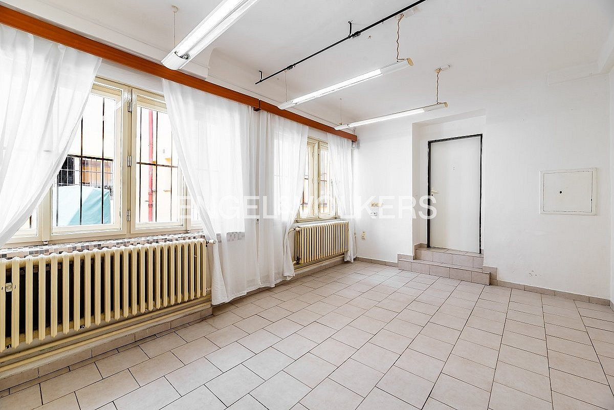 Pronájem kanceláře 18 m² – fotografie 3